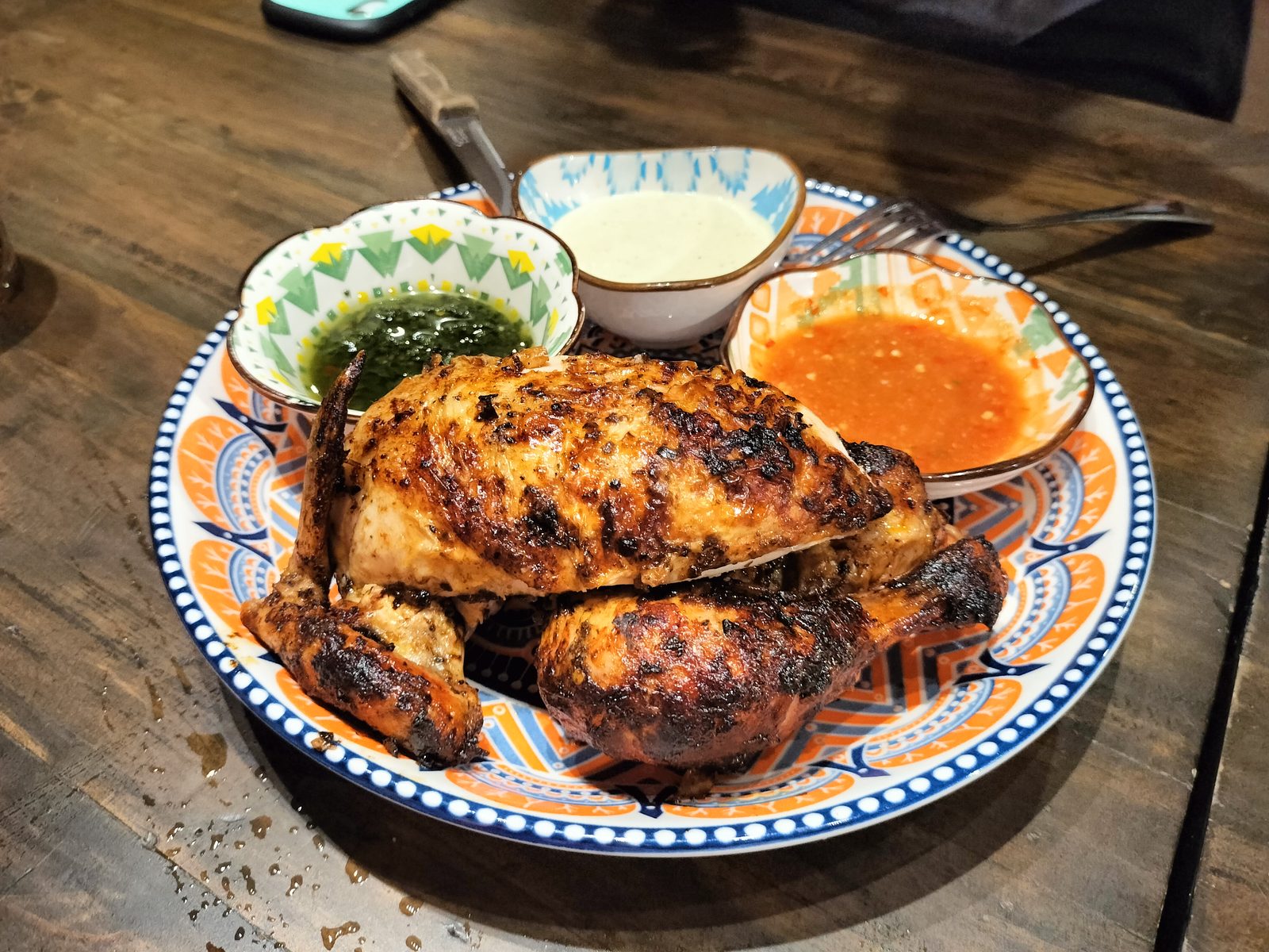 チキンイナサルのプレート Chicken inasal plate with rice, Philippines