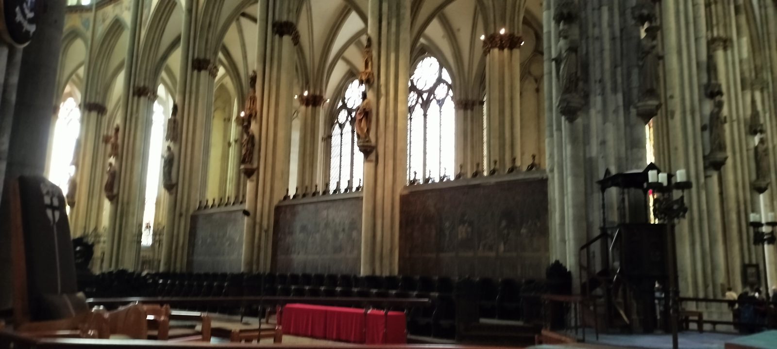ケルン大聖堂の聖歌隊席 Choir stalls of Cologne Cathedral