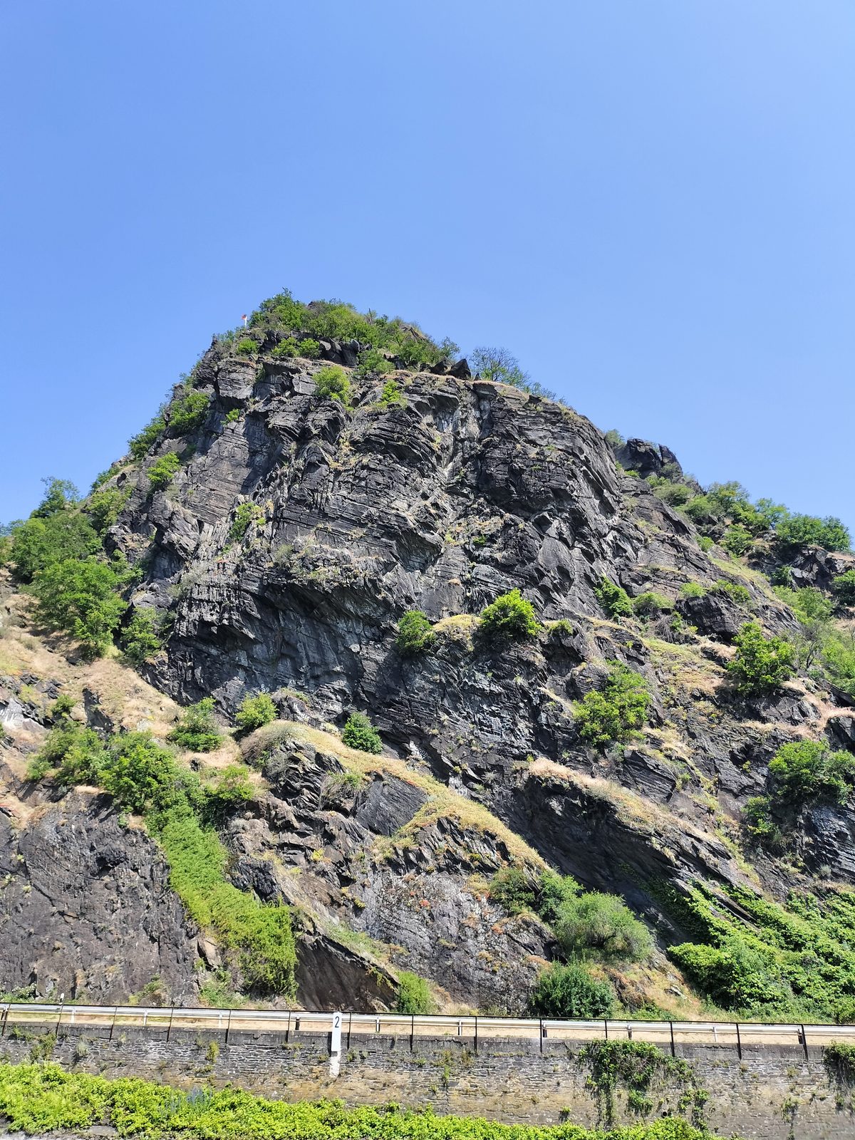 ライン川のローレライの岩 The Loreley rock on the Rhine
