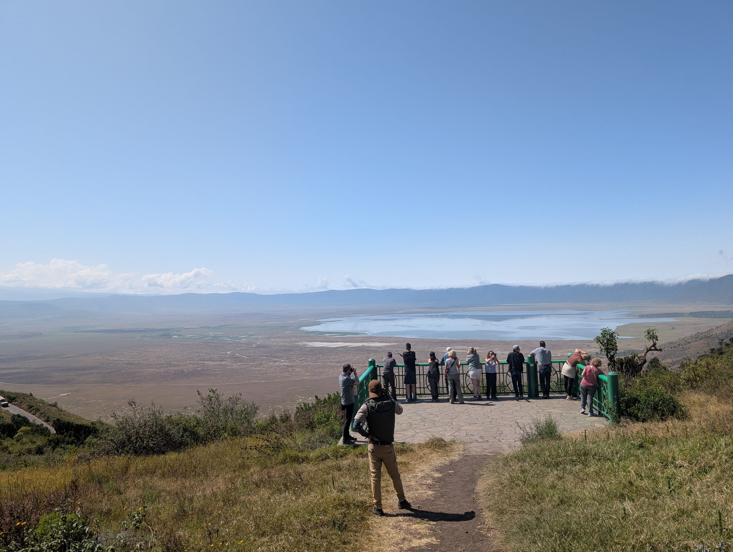 ンゴロンゴロ・クレーターのリムからの眺め View over Ngorongoro Crater from the rim
