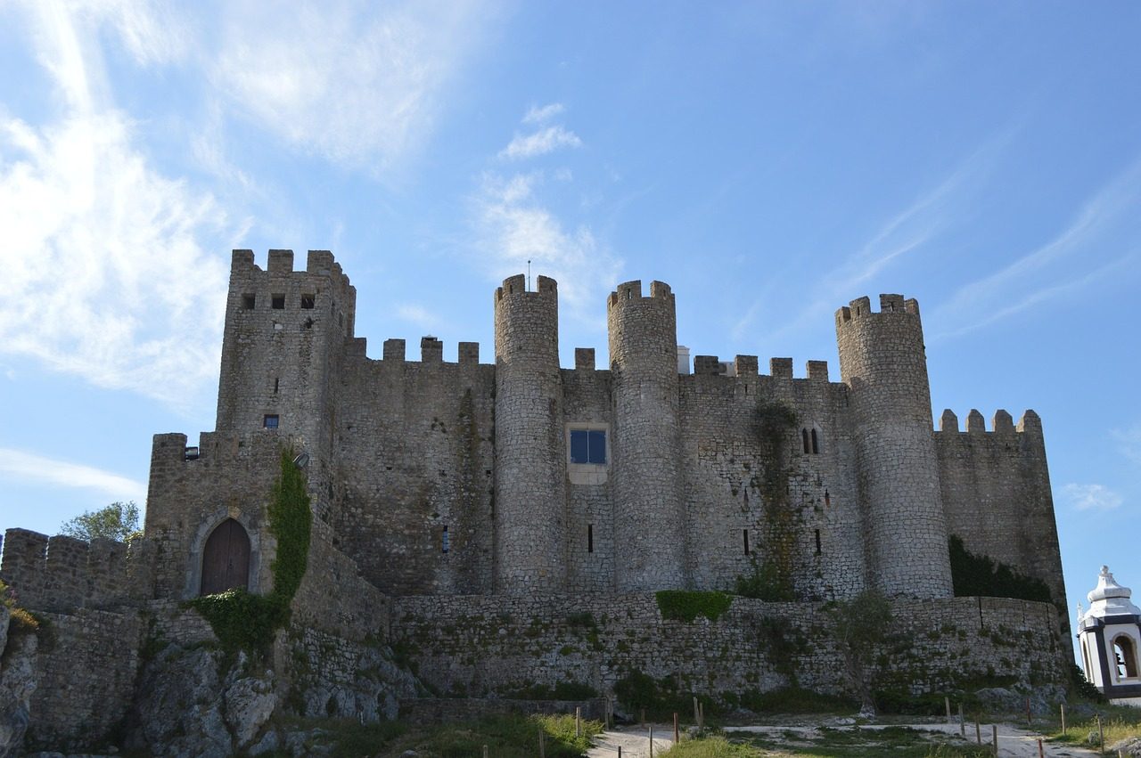オビドス城と城壁 Obidos castle and town walls