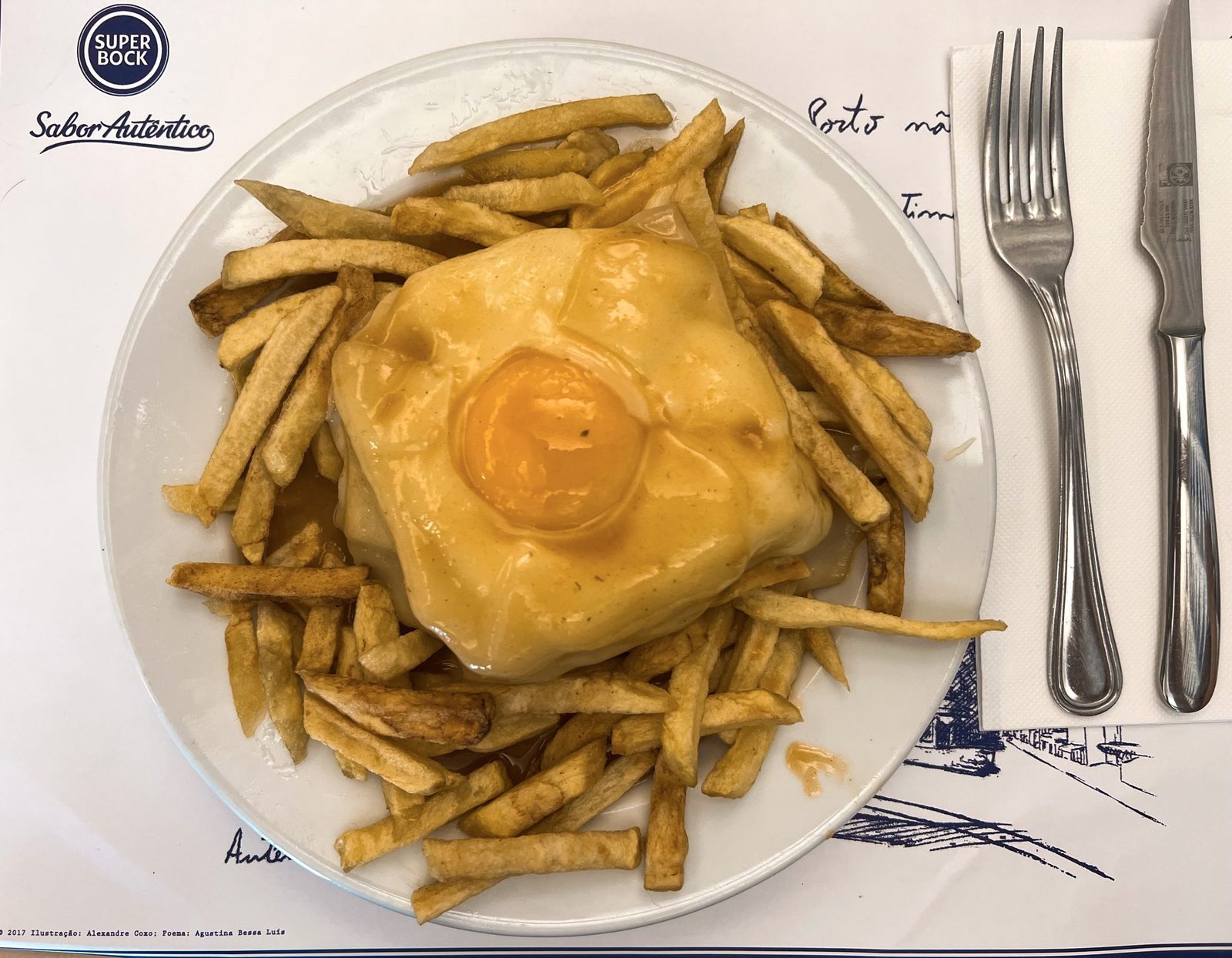 ポルト名物フランセジーニャ Francesinha sandwich, Porto