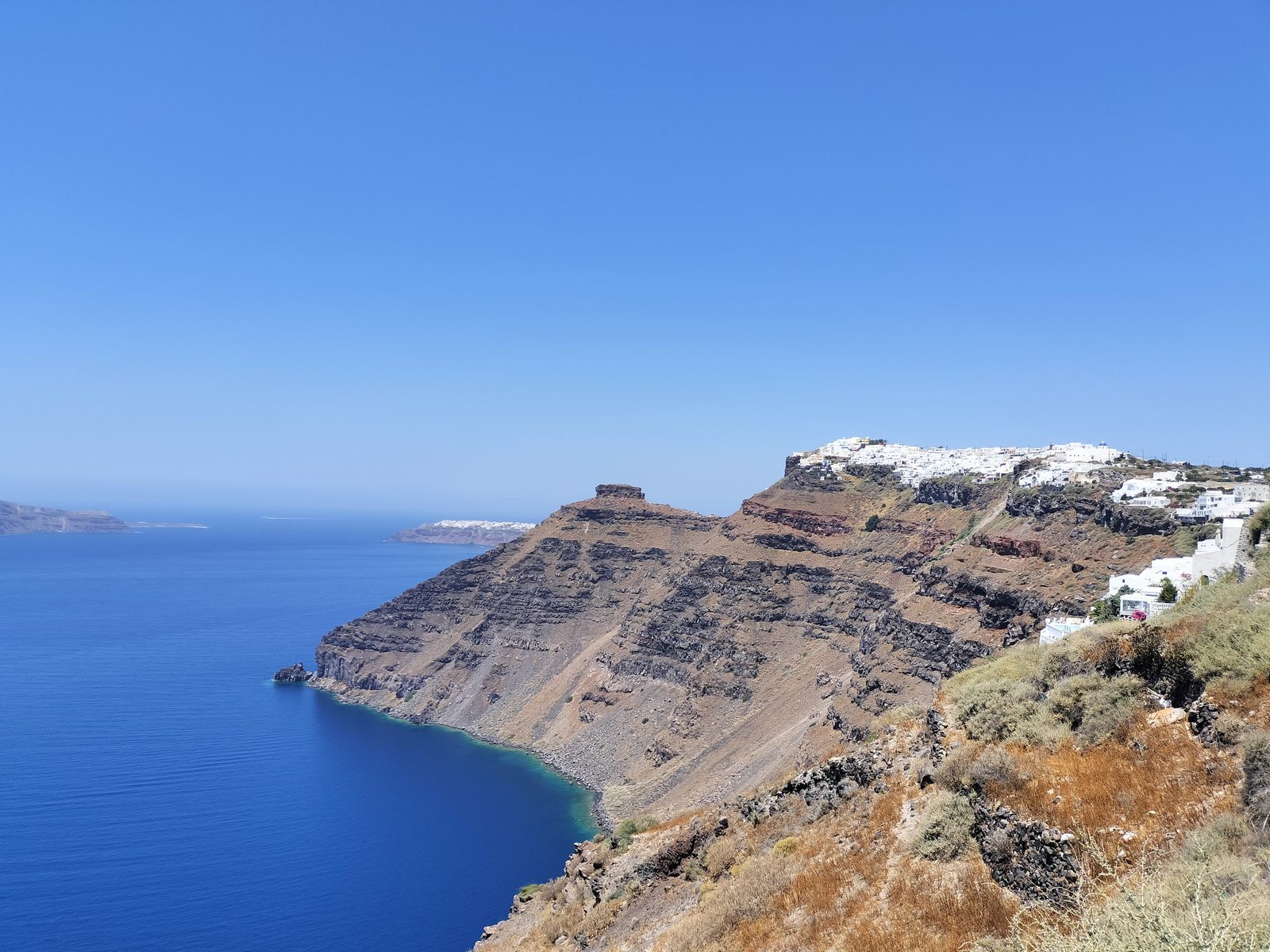 イメロヴィグリのスカロス岩 Skaros Rock seen from Imerovigli, Santorini